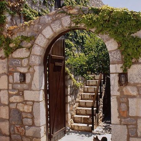 Tsitsiris Castle 호텔 Stavríon 외부 사진