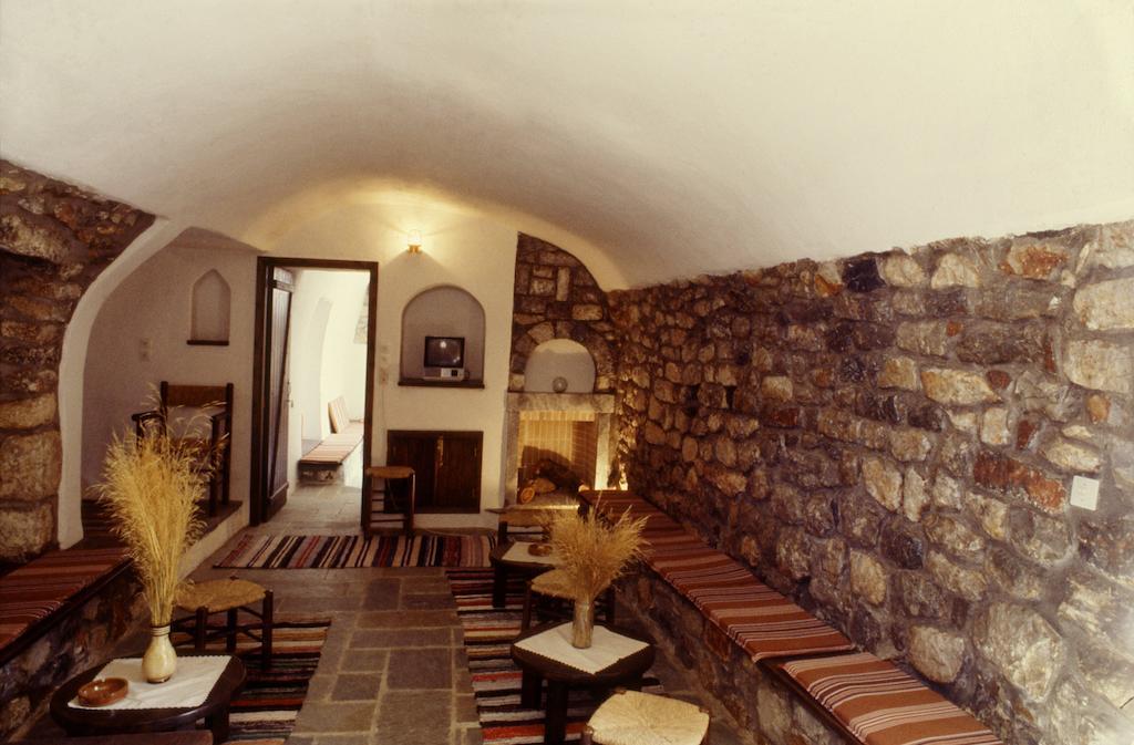 Tsitsiris Castle 호텔 Stavríon 외부 사진