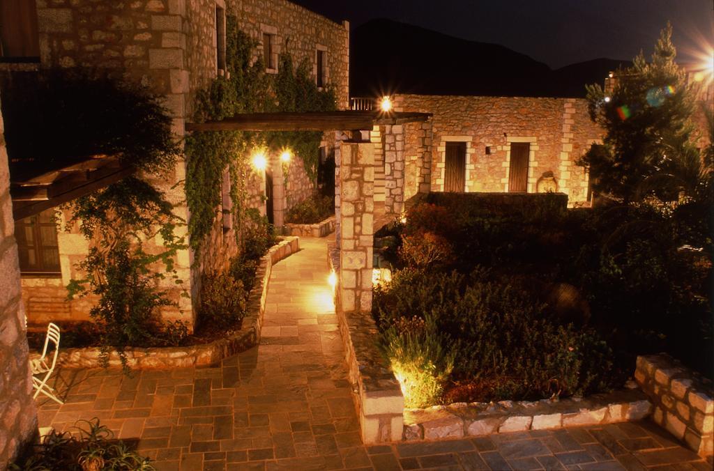 Tsitsiris Castle 호텔 Stavríon 외부 사진